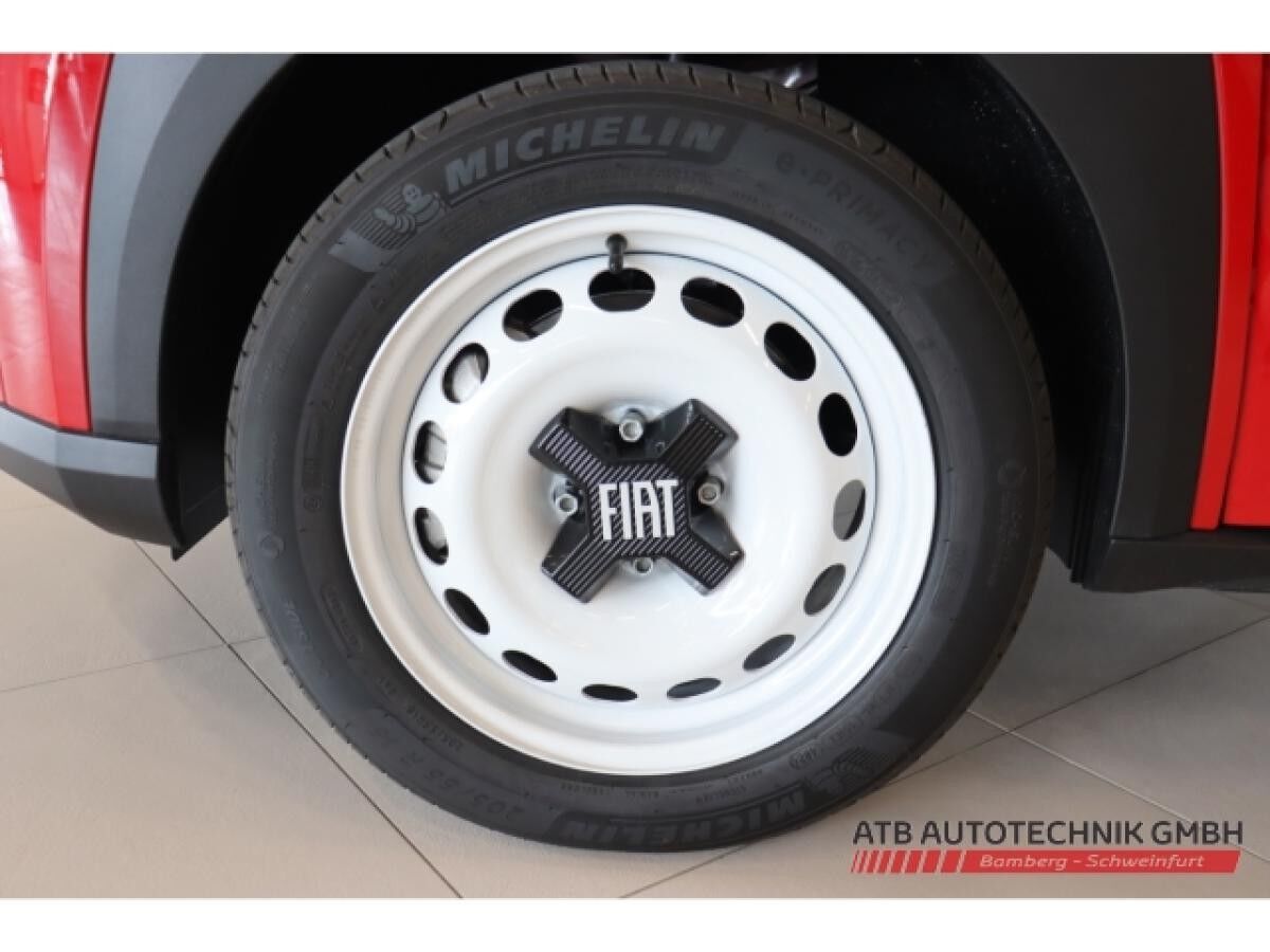 Fiat Grande Panda EV (RED) 44kWh Apple CarPlay DAB digitales Cockpit LED Spurhalteass.