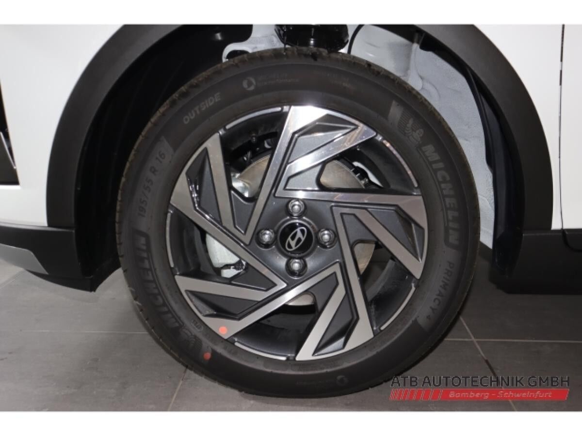 Hyundai Bayon MY25 Trend 1.0 T-GDI 7-DCT 2WD Komfortpaket