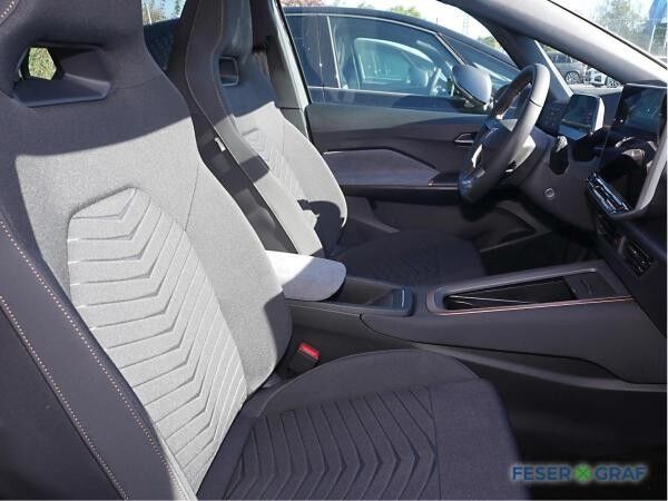 Cupra Born h NAV,TEC M, SHZ