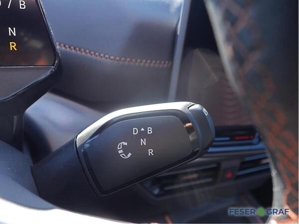 Cupra Born h NAV,TEC M, SHZ