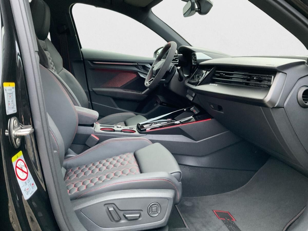 Audi RS3 RS 3 Sportback Matrix Carbon HUD Pano Vmax 280 Audi RS3 RS 3 Sportback Matrix Carbon HUD Pano Vmax 280