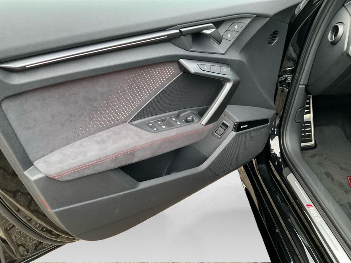 Audi RS3 RS 3 Sportback Matrix Carbon HUD Pano Vmax 280 Audi RS3 RS 3 Sportback Matrix Carbon HUD Pano Vmax 280