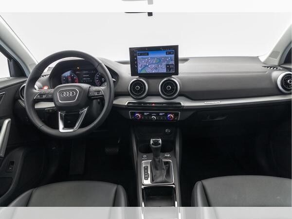 Audi Q2 Advanced 40 TFSI qu. S tr. AHK RFK PDC MATRIX