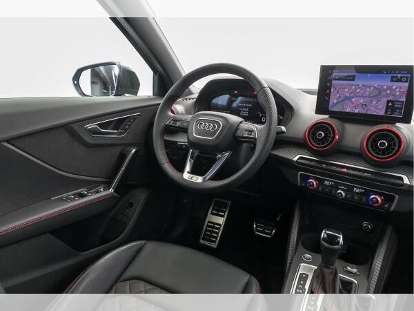 Audi Q2 S line 40 TFSI qu. S tr. AHK PDC RFK NAVI