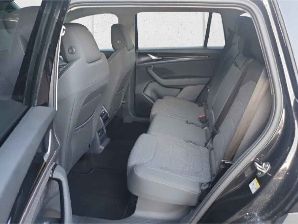 Skoda Kodiaq 1.5 TSI Selection Navi Matrix Kamera Digitales Cockpit Memory Sitze