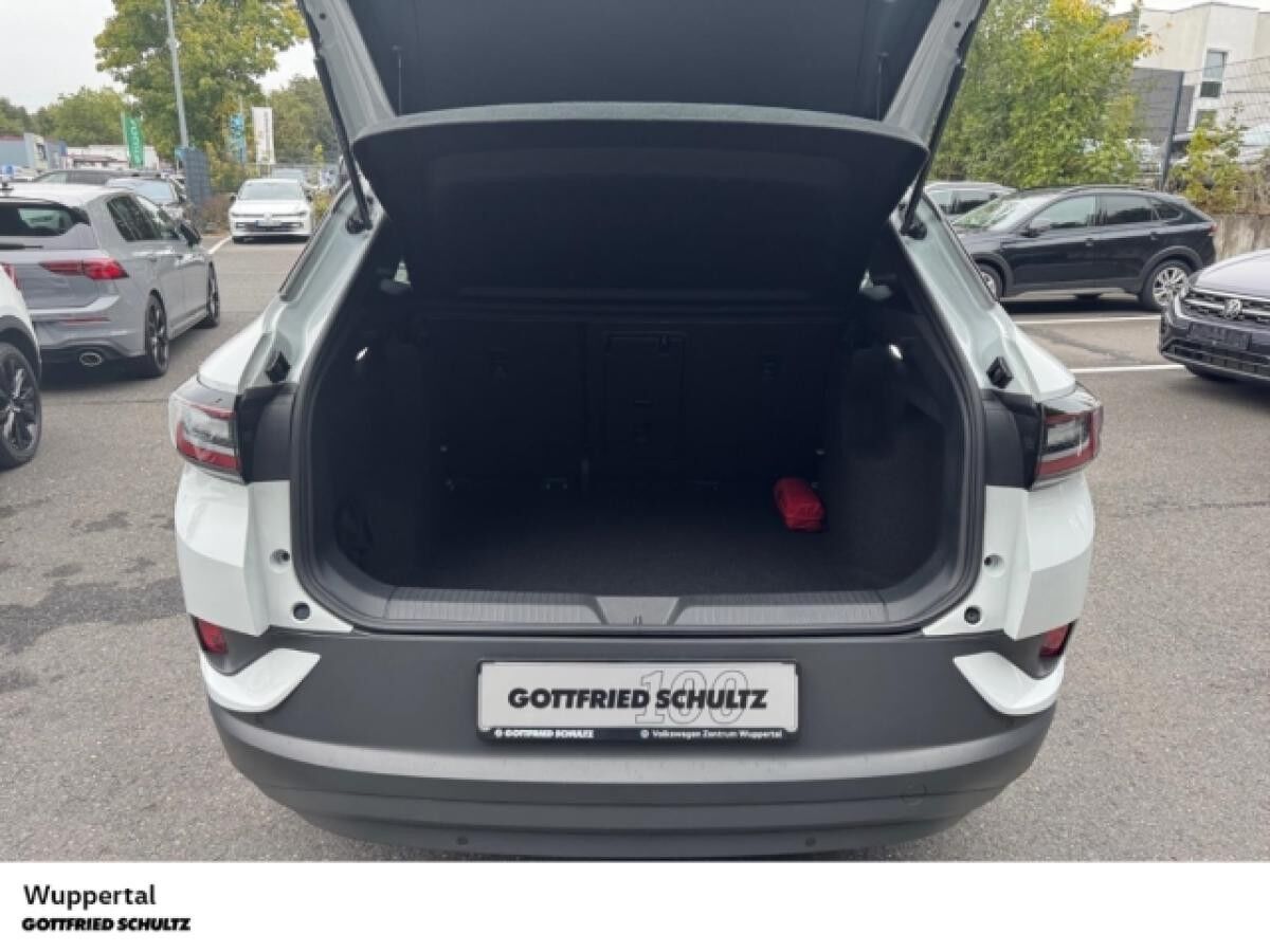 Volkswagen ID.4 Pure 125 kW NAVI KAM ACC LED PDC