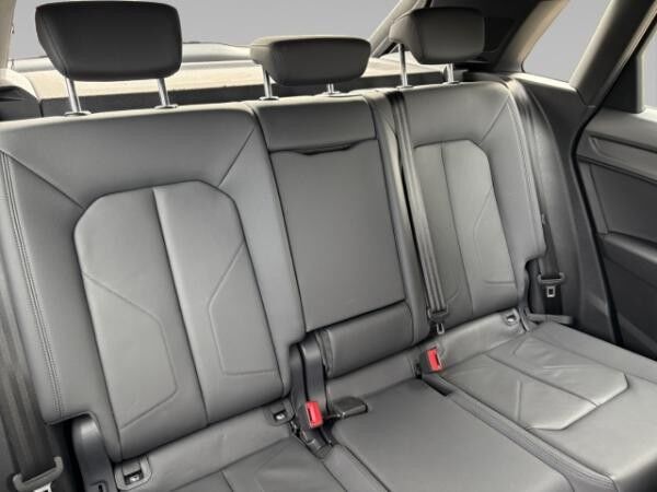 Audi Q3 40 TFSI quattro advanced AHK ACC Keyless