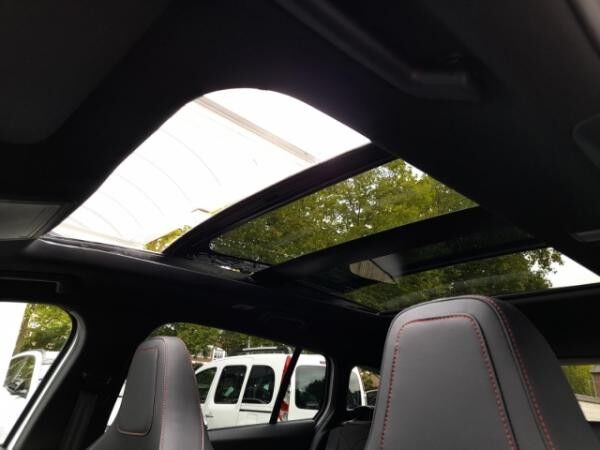 Ford Focus ST X Turnier 2,3l EcoBoost AT Sportpaket HUD El. Panodach Navi Digitales Cockpit