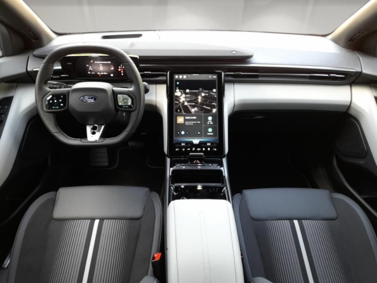 Ford Capri RWD ER 77kWh HUD AHK-el. klappb. Navi GJR Wärmepumpe Memory Sitze