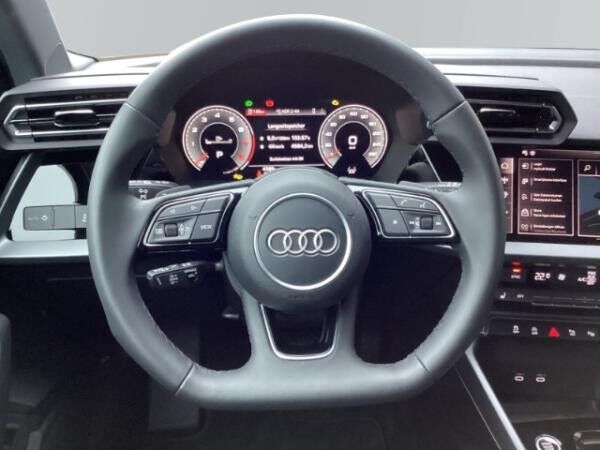 Audi A3 Sportback S line 30TFSI S tronic ACC Rückkam. Navi El.Heckklappe