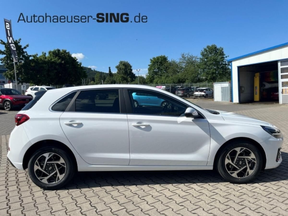 Hyundai i30 Automatik M-Hybrid Klima LED Kamera CarPlay