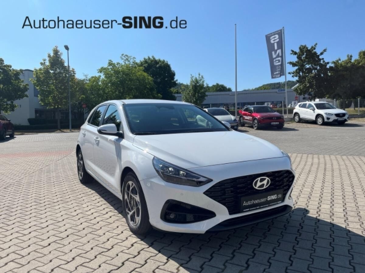 Hyundai i30 Automatik M-Hybrid Klima LED Kamera CarPlay