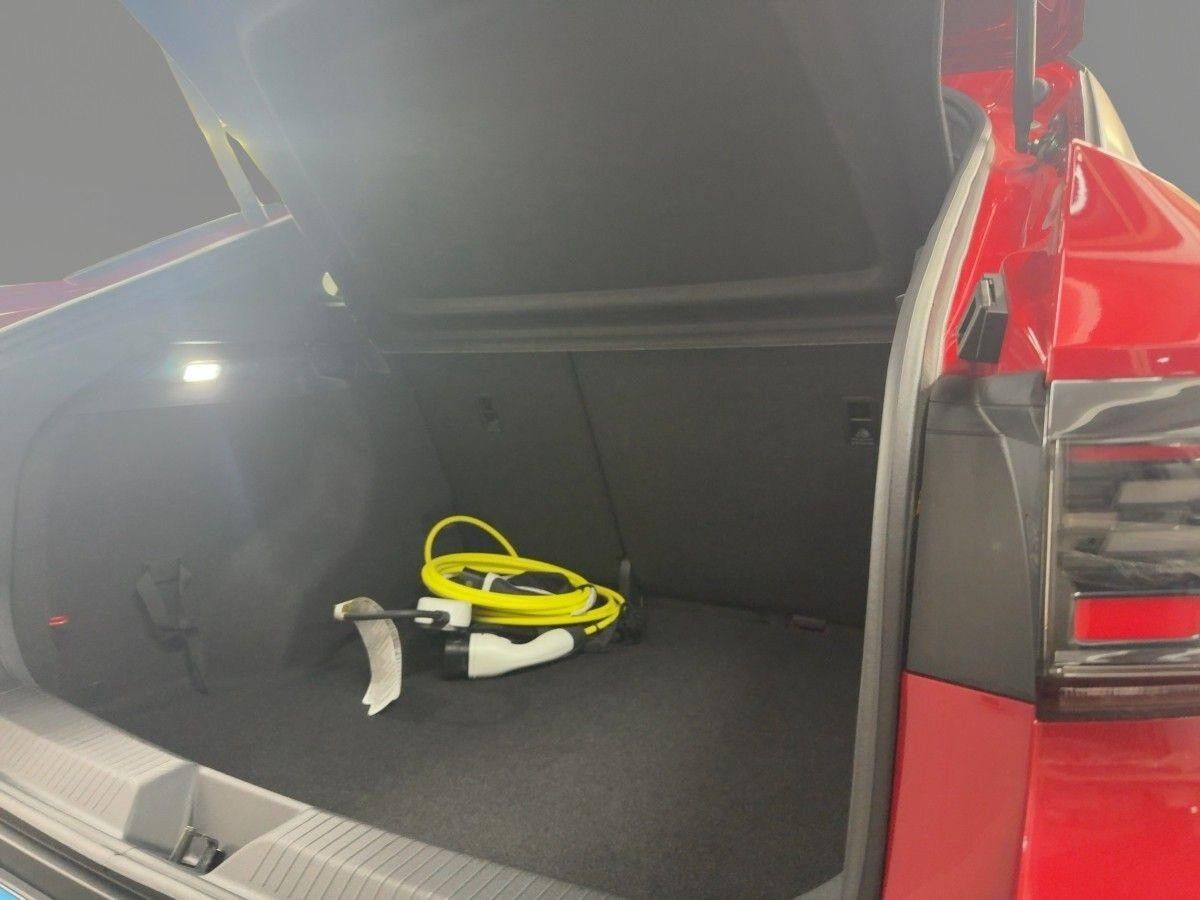 Volkswagen ID.5 Pro AHK MATRIX NAVPRO WÄPU ACC SHZ