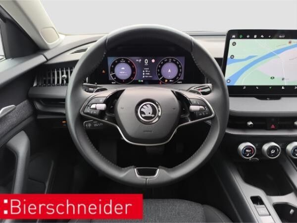 Skoda Superb Combi 2.0 TDI DSG Essence NAVI RFK ACC PDC VIRT COCKPIT