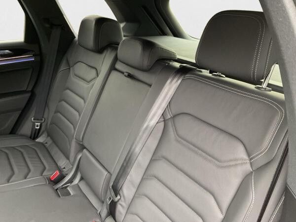 Volkswagen Touareg 3.0 TDI R-Line