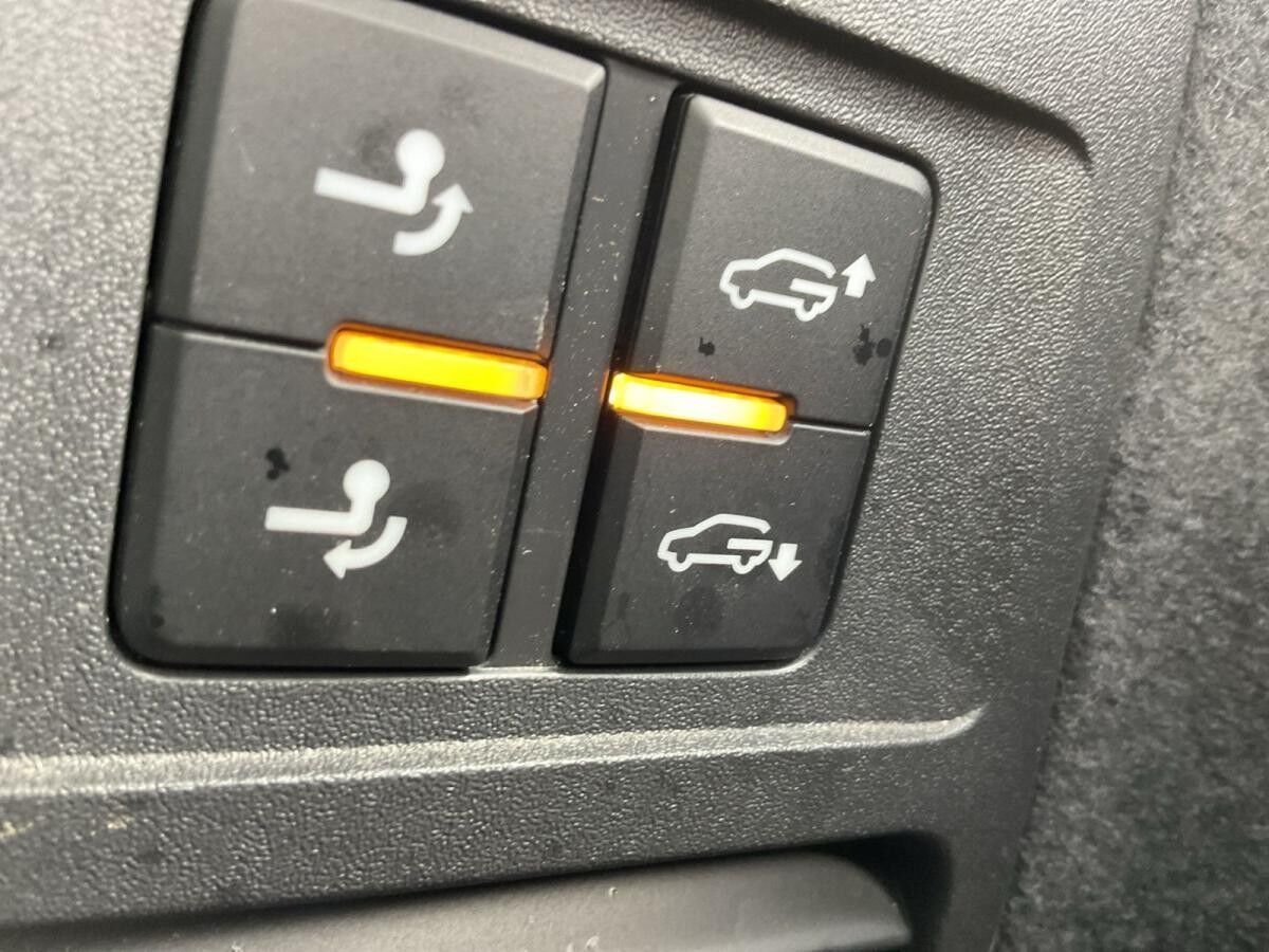 Volkswagen Touareg 3.0 TDI R-Line