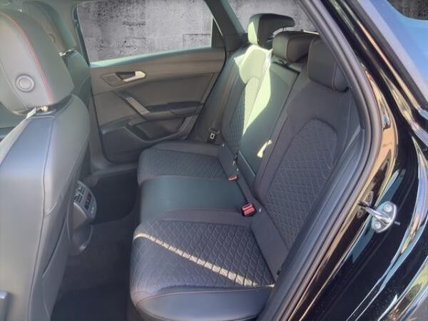 Seat Leon Sp. 2.0 TDI DSG FR | Sonderzahlung 1.000 € ❗ AHK LED Navi FaPa L Kamera WP
