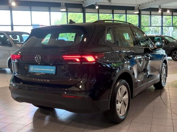 Volkswagen Tiguan 2.0 TDI DSG AHK LED Kamera Sitzhzg