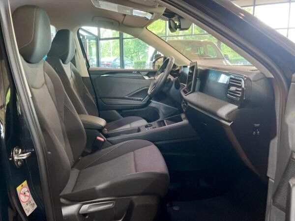 Volkswagen Tiguan 2.0 TDI DSG AHK LED Kamera Sitzhzg
