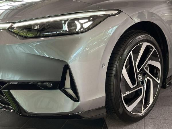 Volkswagen ID.7 Tourer GTX 4Motion Pano AHK Head up Display