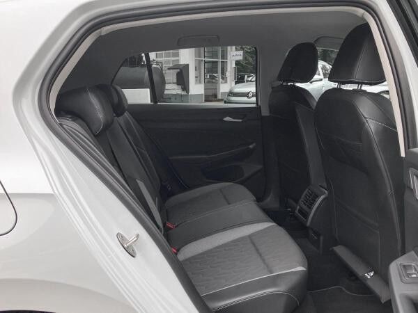 Volkswagen Golf VIII 1.5 eTSI DSG Goal AHK Kamera Klima Navi Sitzhzg