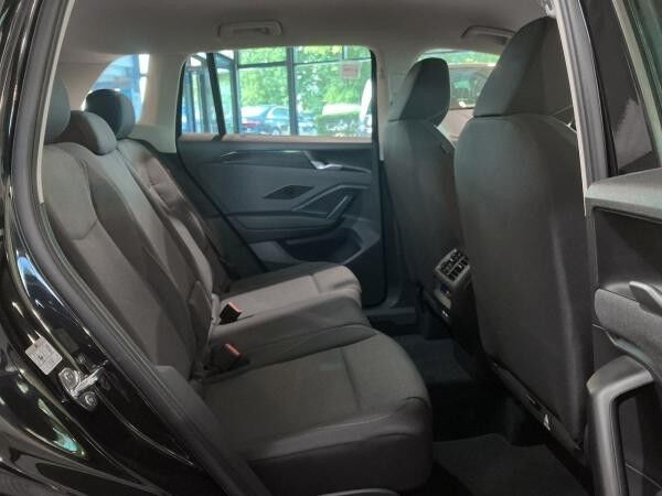 Volkswagen Tiguan 2.0 TDI DSG AHK LED Kamera Sitzhzg