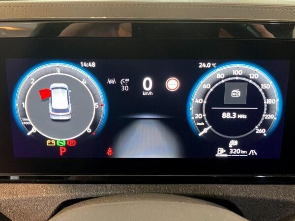 Volkswagen Tiguan 2.0 TDI DSG AHK LED Kamera Sitzhzg