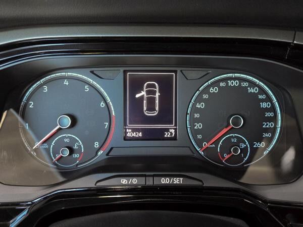 Volkswagen Polo Comfortline 1,0 l Ganzjahresreifen Einparkhilfe