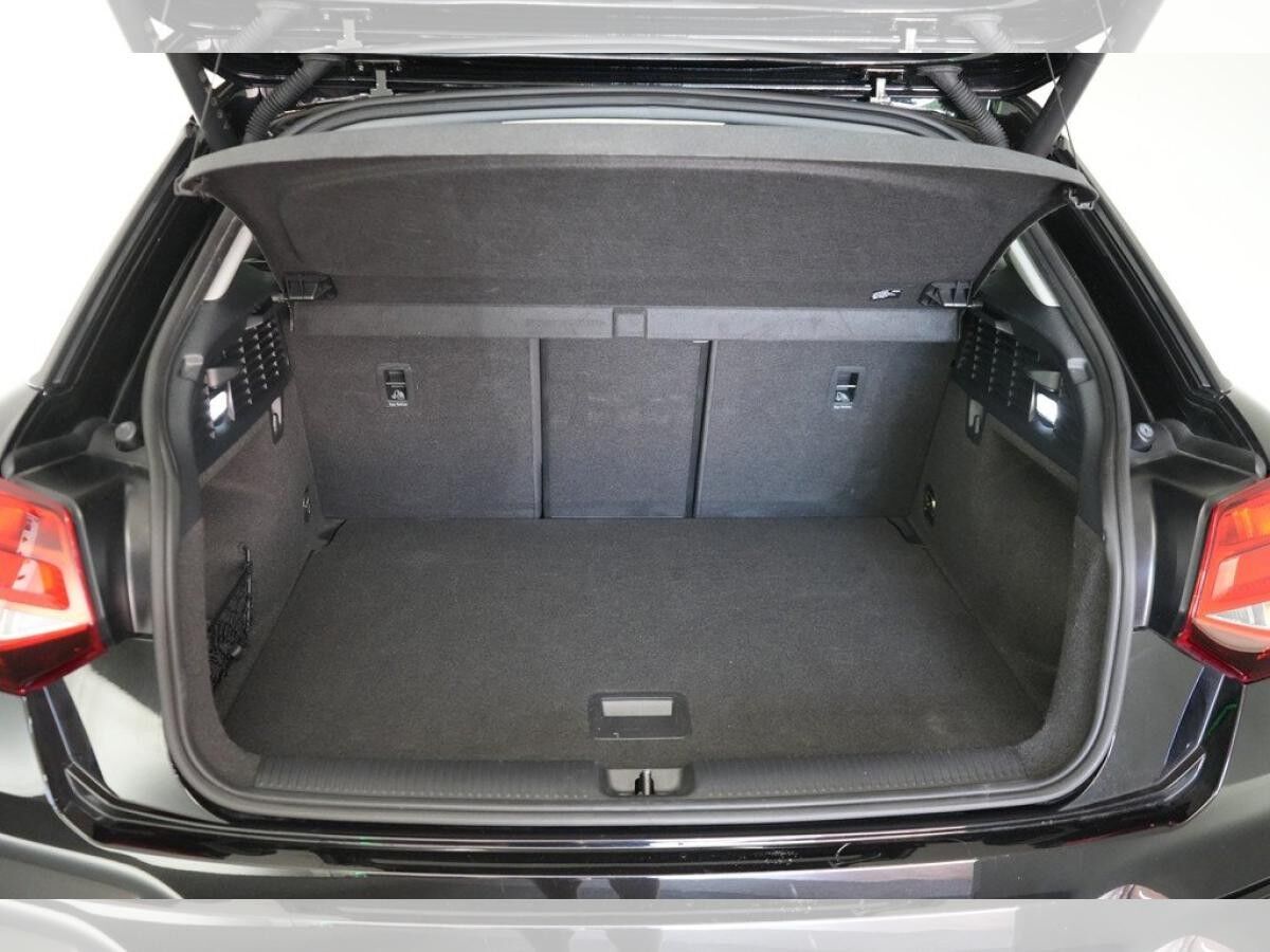 Audi Q2 40 TFSI qu. advanced / 3,99 % FINANZIERUNG OHNE ANZAHLUNG !