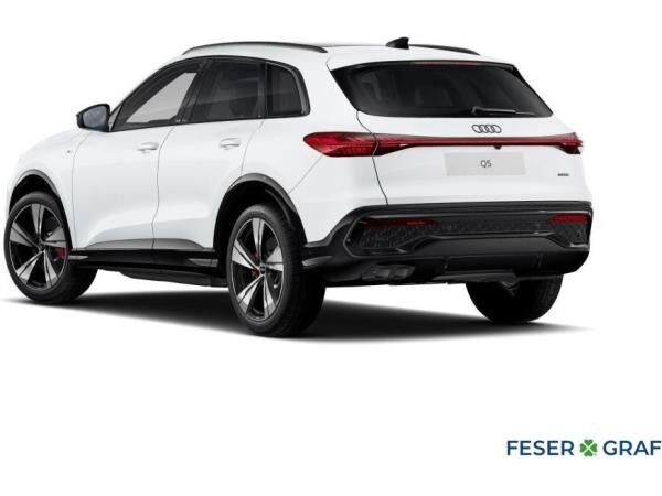 Audi Q5 SUV edition one mit Akzenten mythosschwarz