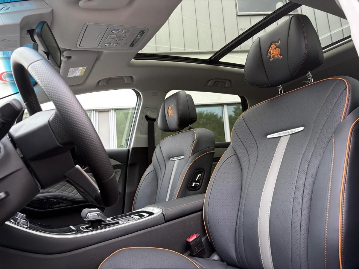 Dongfeng Forthing 4 ❗Massagesitze CarPlay  7-Sitzer Panorama uvm.❗