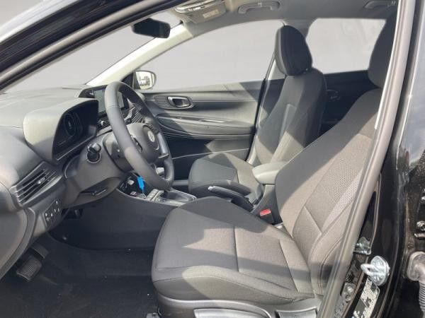 Hyundai i20 (MY25) 1.0 T-GDI (100 PS) 7-DCT 2WD Prime, Assistenzpaket