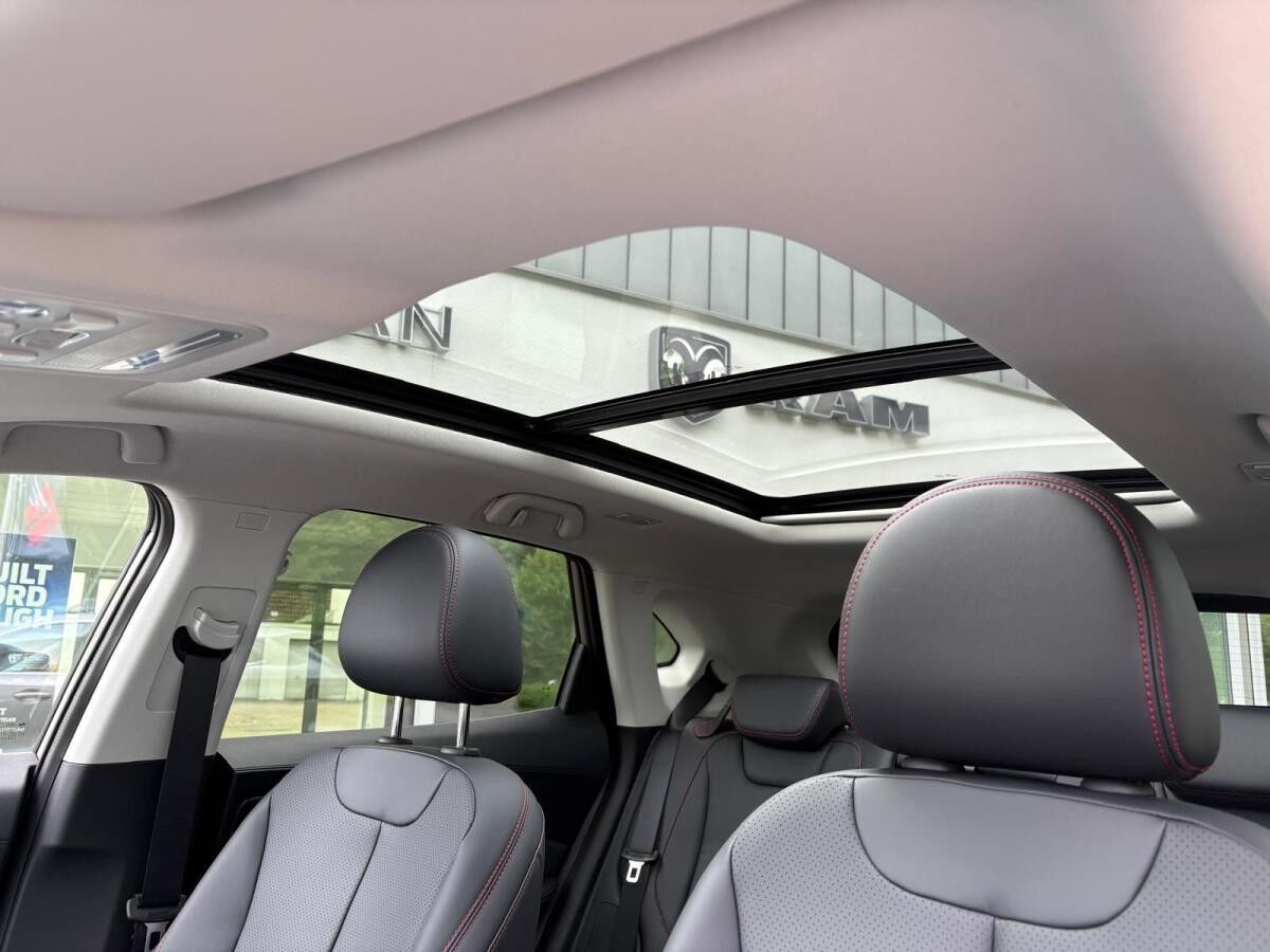 Dongfeng Forthing 5 ❗ CarPlay Panorama Totw.Ass. uvm.❗