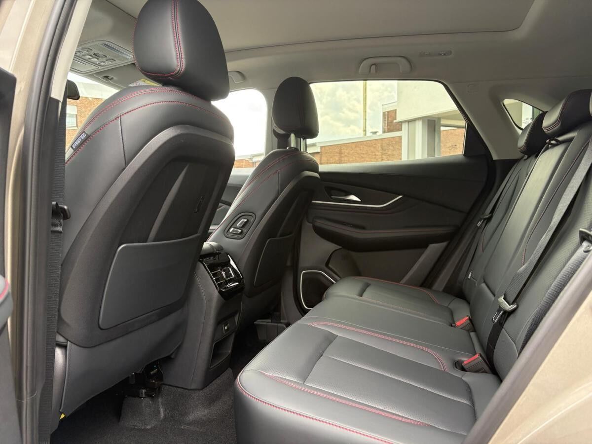 Dongfeng Forthing 5 ❗ CarPlay Panorama Totw.Ass. uvm.❗