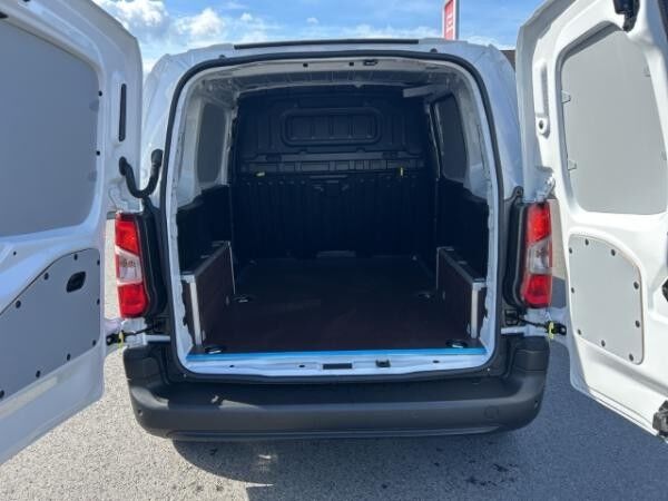 Opel Combo Elektro Cargo L1, Vorführwagen, sofort verfügbar