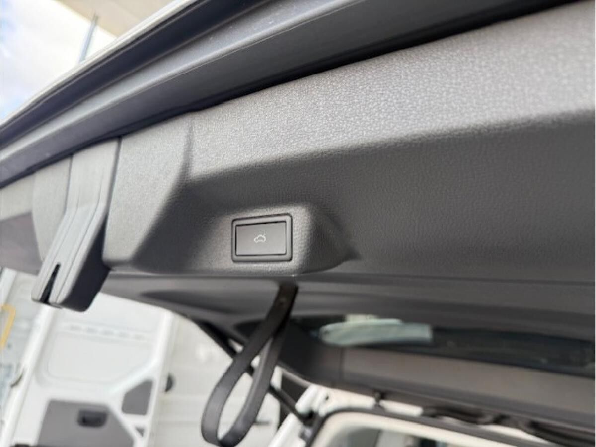 Volkswagen ID.Buzz Pro h Radstand: 2989 mm AHK