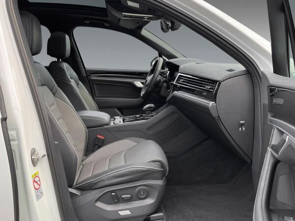 Volkswagen Touareg R-Line 3.0 V6 TDI 4M AHK/PANO/STANDHZG.