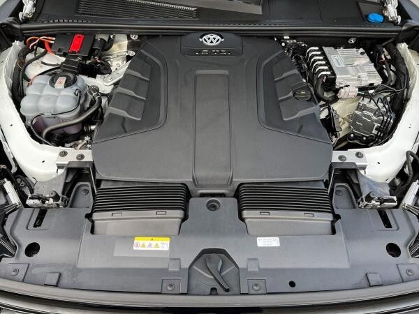 Volkswagen Touareg R-Line 3.0 V6 TDI 4M AHK/PANO/STANDHZG.