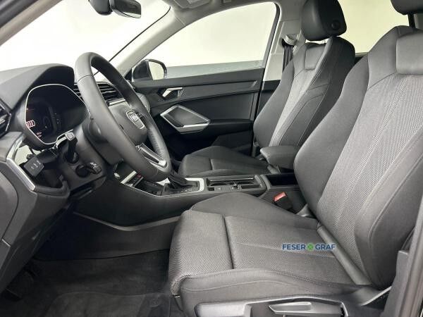 Audi Q3 advanced 35TFSI S tronic AHK Keyless ACC Navi