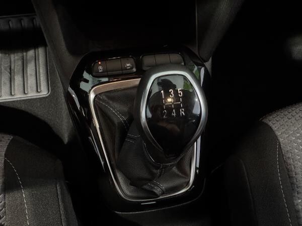 Opel Corsa F 1.2 LED+PDC+Facelift+SpurH