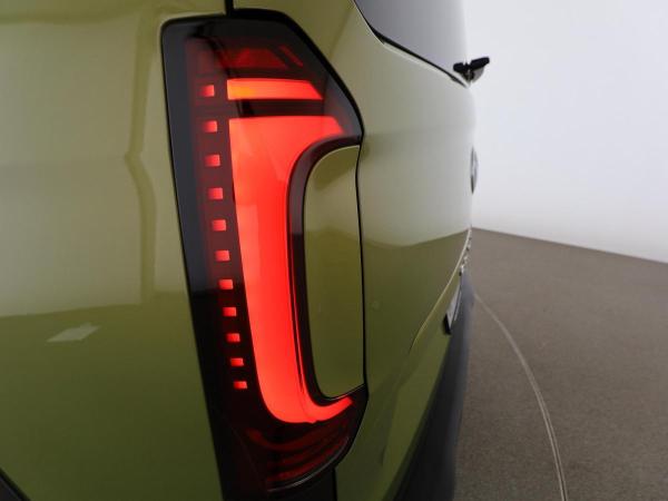 Volkswagen Caravelle PanAmericana BEV 64 kWh KR+AHK