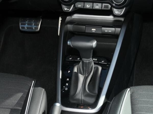 Kia Stonic 1.0T 48V DCT GT Line TECHNIK Navi PDC