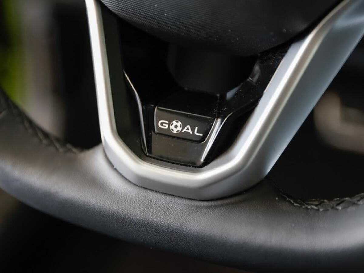 Volkswagen Taigo 1,5TSI DSG Goal ACC R-Kamera LED Parkpilot 17" Sitzheiz.