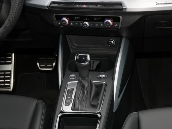 Audi Q2 S line 35 TDI quattro