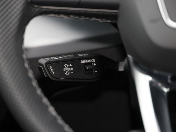 Audi Q2 S line 35 TDI quattro