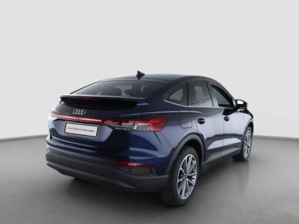 Audi Q4 e-tron e-tron Sportback 35 NAVI SHZG LM20 AHK