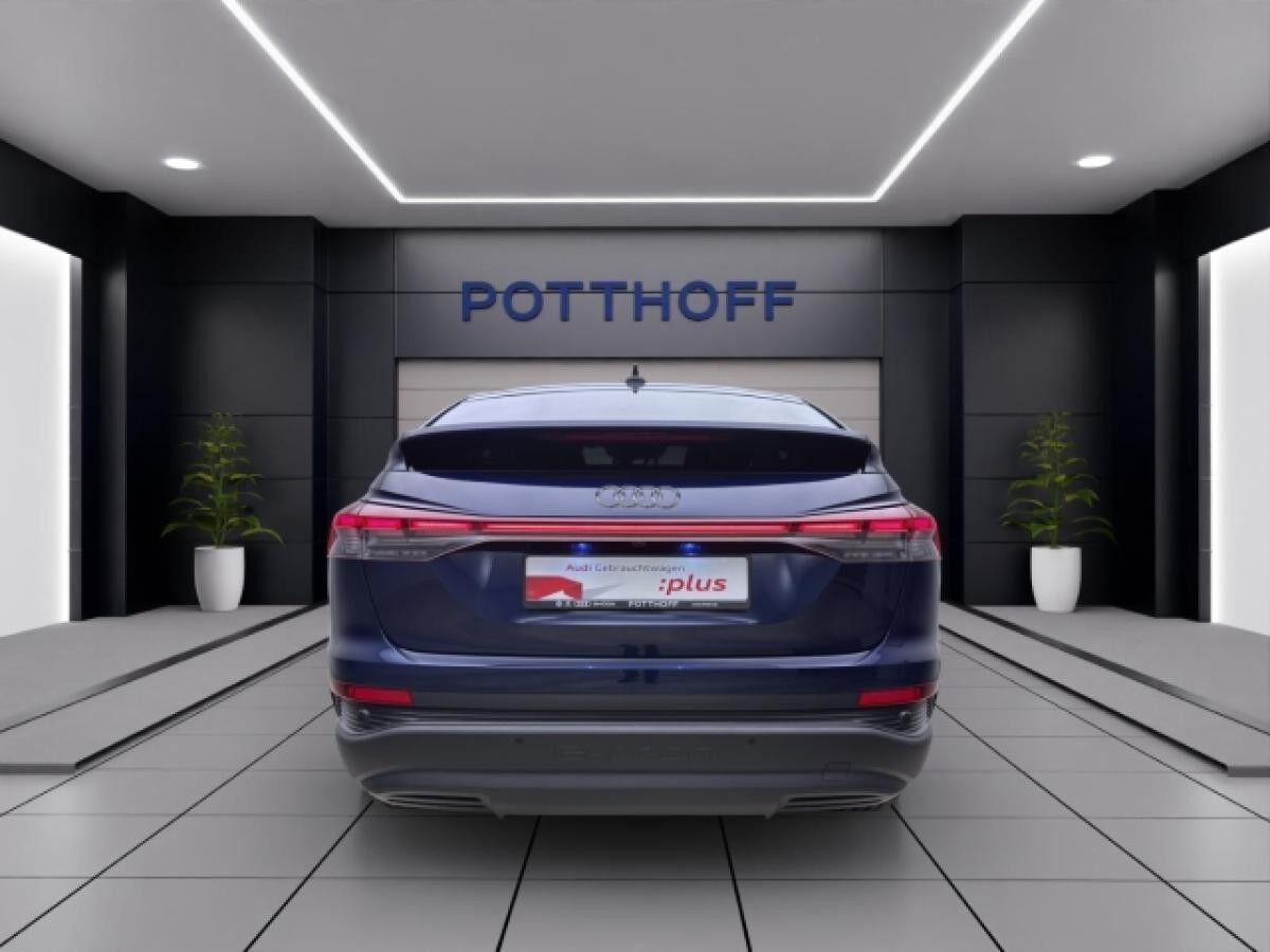 Audi Q4 e-tron e-tron Sportback 35 NAVI SHZG LM20 AHK