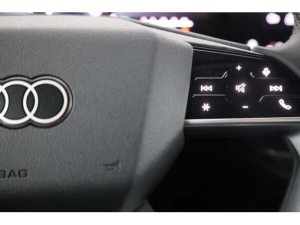 Audi A5 Limousine TFSI qu. S-Tronic LED/NAV/RFK/PDC+