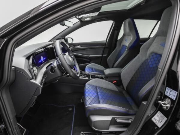 Volkswagen Golf R BLACK EDITION 2.0 TSI 4M DSG Pano Navi Akrapovic
