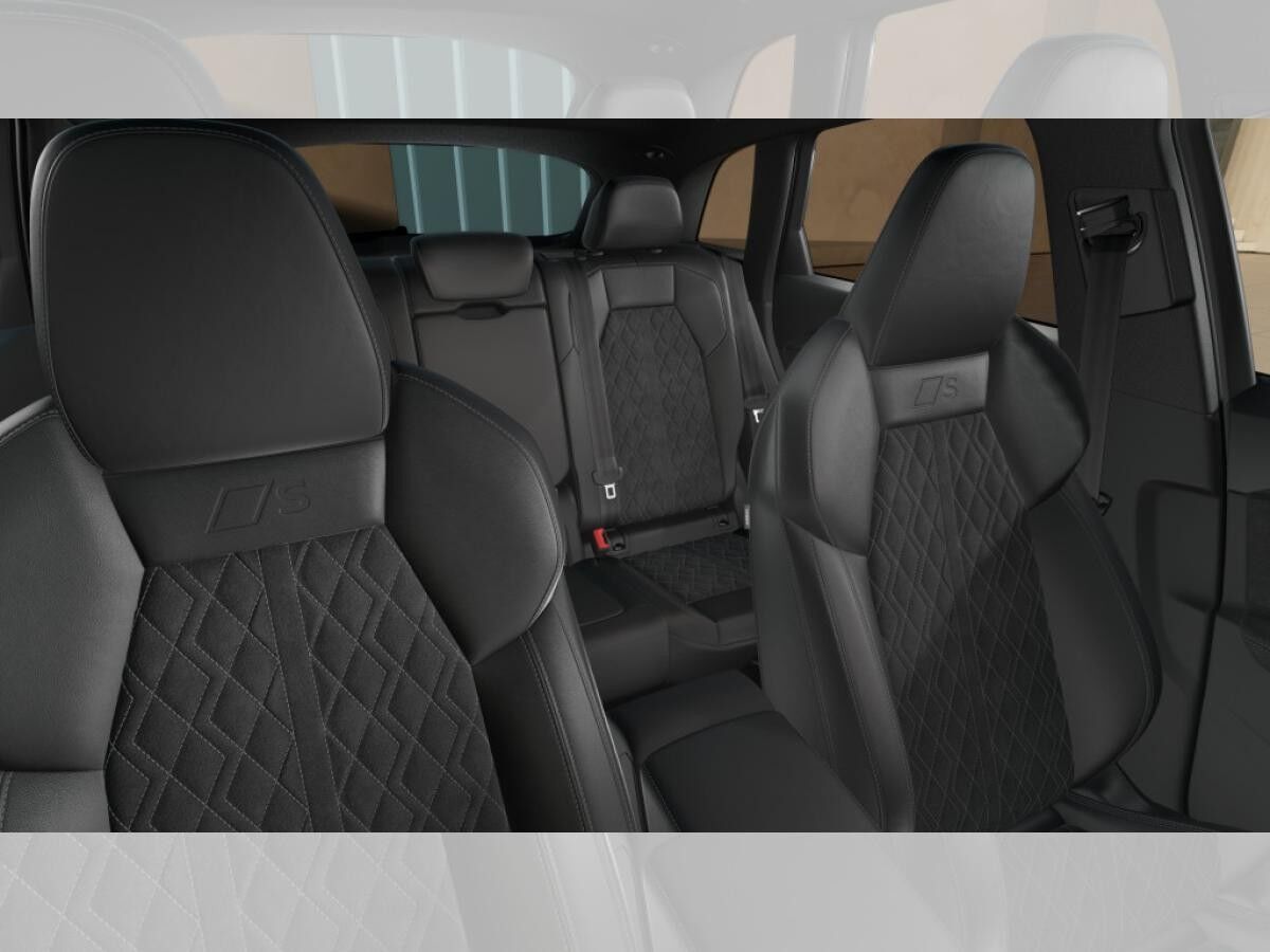 Audi Q5 SUV e-hybrid quattro